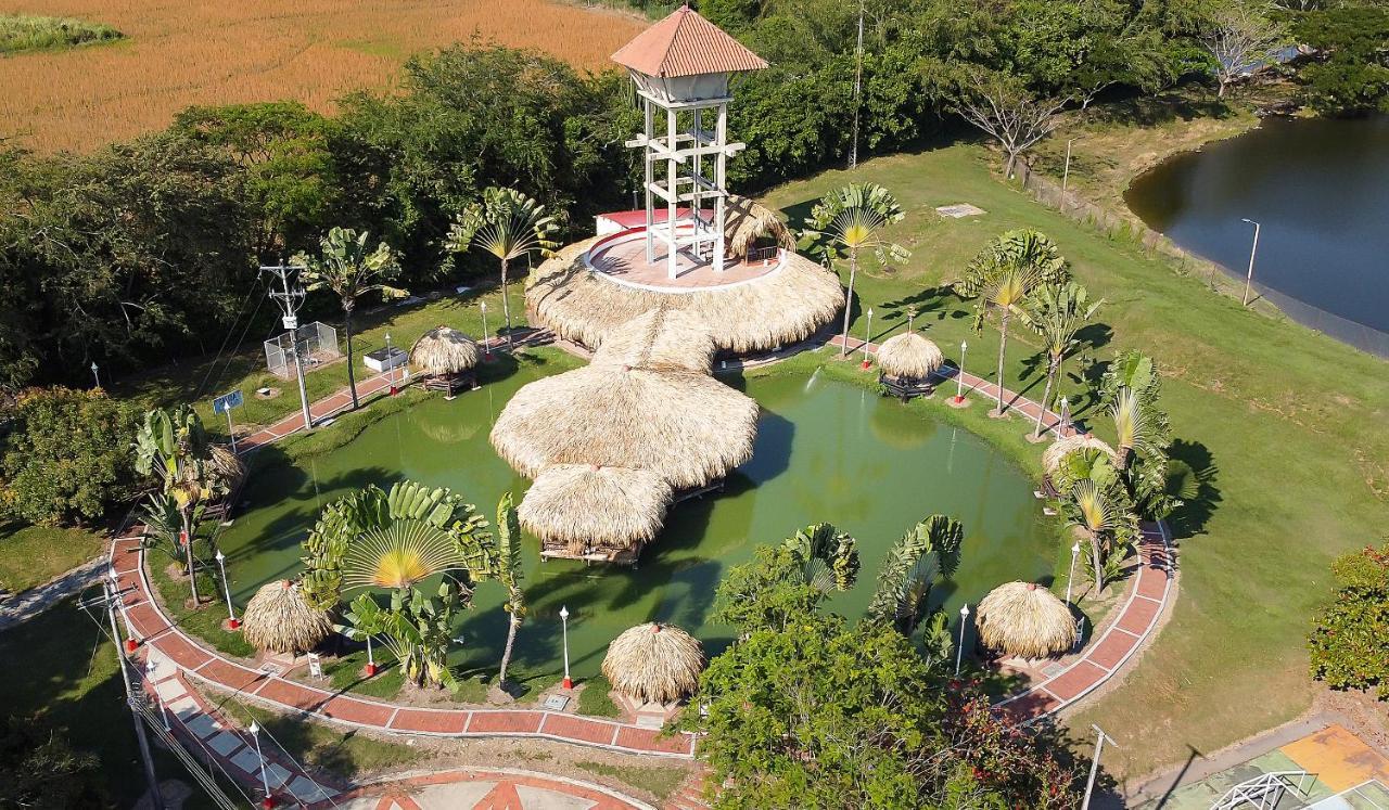 Playa Hawai Ibague Hotel Bagian luar foto