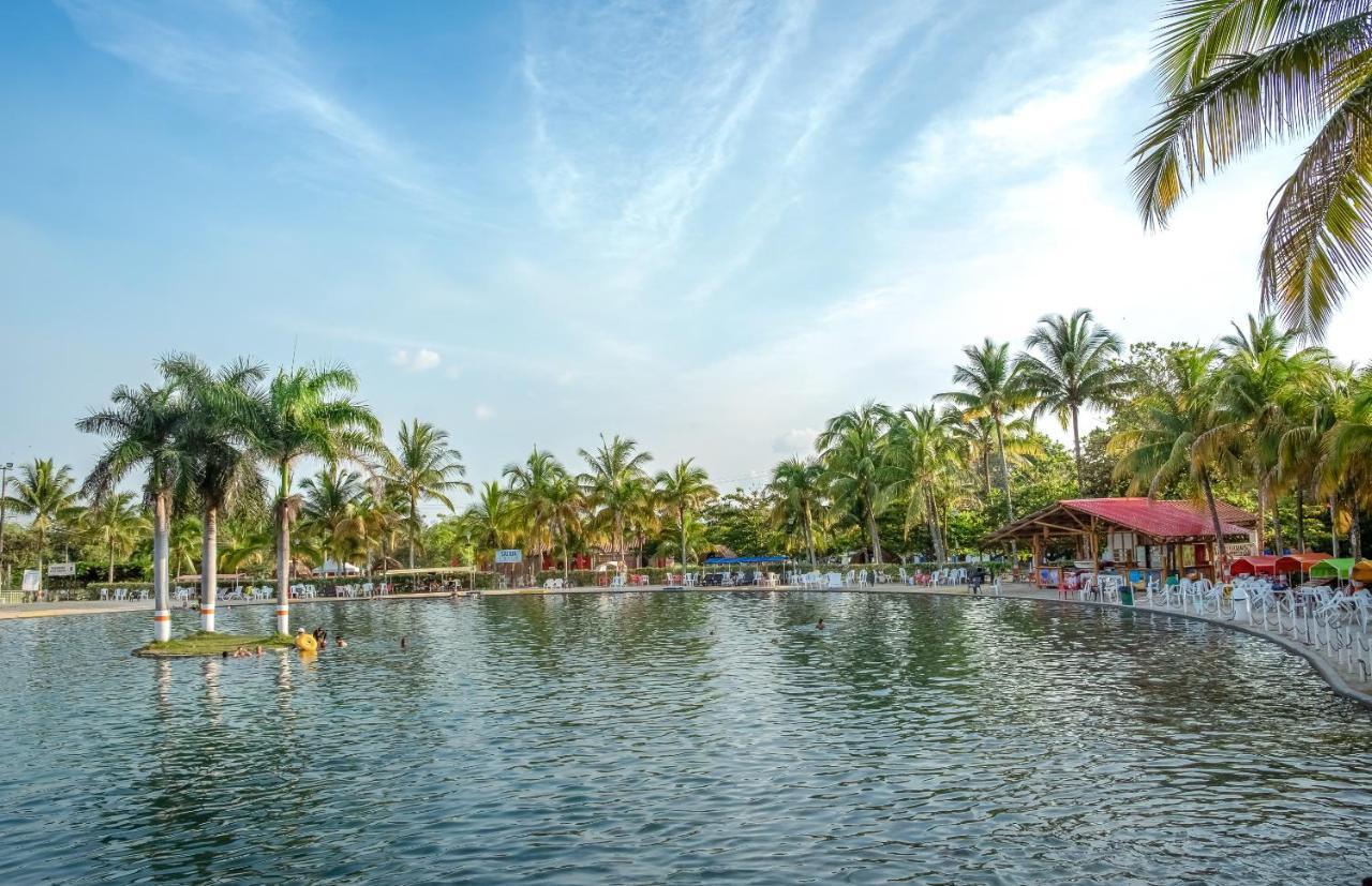 Playa Hawai Ibague Hotel Bagian luar foto